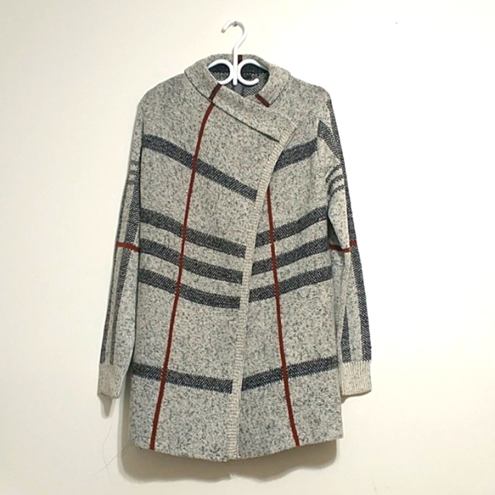 Suzy shier sweater NEW no tags